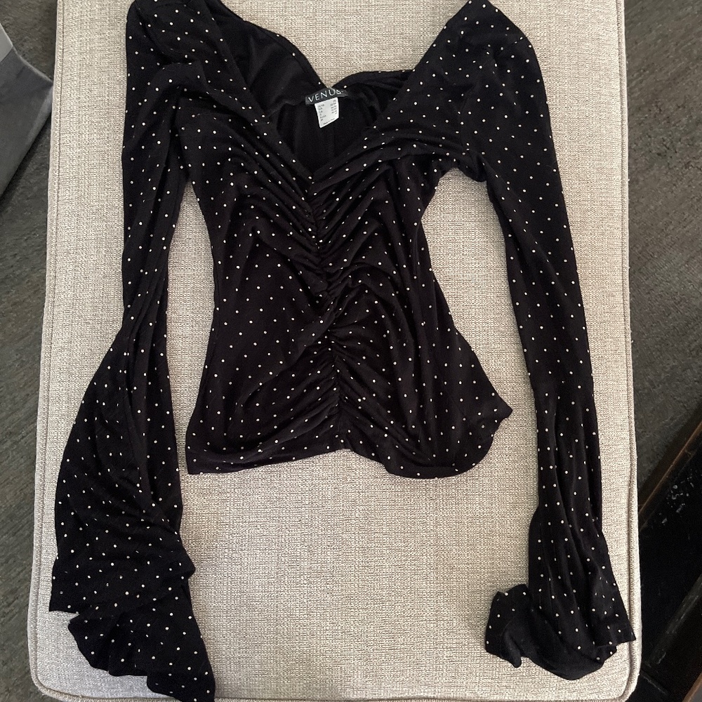 Used - Women’s Venus Blouse (XS)